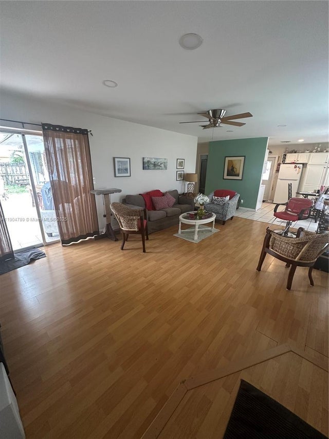 3 of 14 - 6850 Simms St, Hollywood, FL