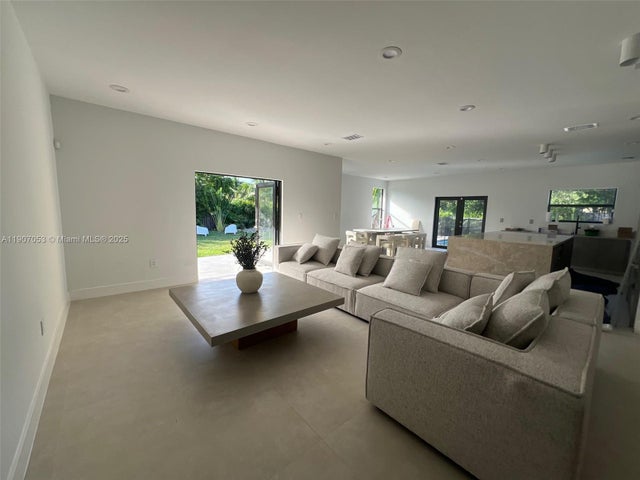 12790 Sw 91st Ave, Miami