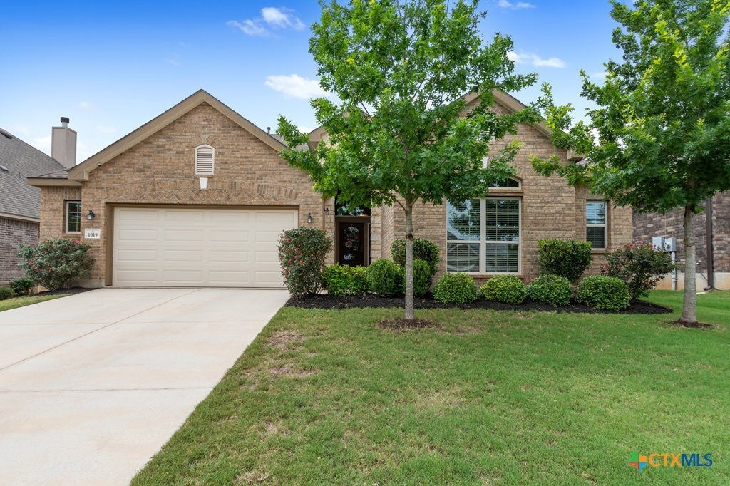 1019 Stone Crossing, New Braunfels