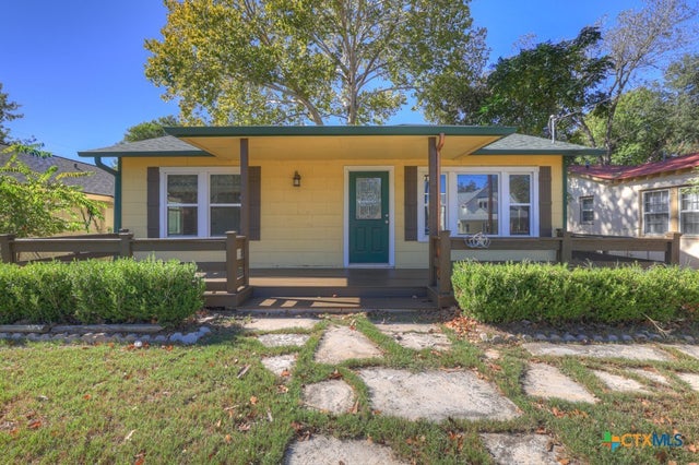 927 N Union Avenue, New Braunfels