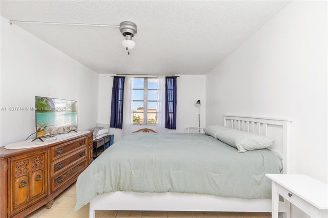 5 of 24 - 8900 Washington Blvd 404, Pembroke Pines, FL