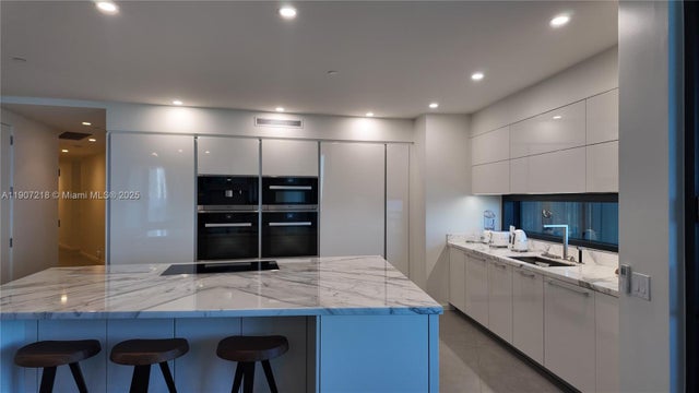 5 of 38 - 18555 Collins Ave 905, Sunny Isles Beach, FL