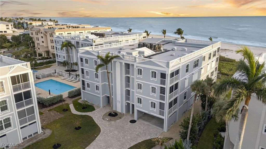 3145 W Gulf Dr 201, Sanibel