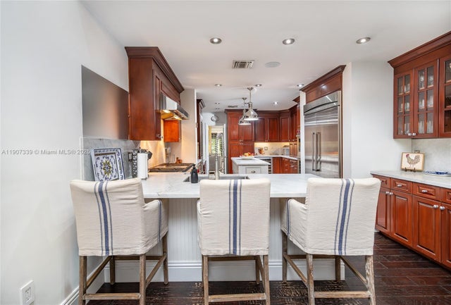 4 of 47 - 612 Catalonia Ave, Coral Gables, FL