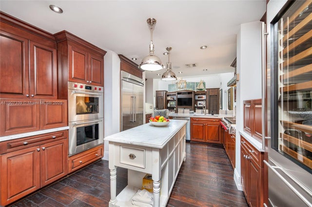 5 of 47 - 612 Catalonia Ave, Coral Gables, FL