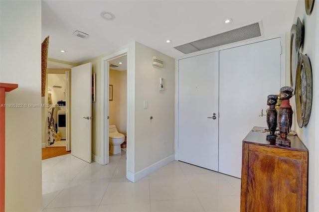 4 of 45 - 1000 Island Blvd 2004, Aventura, FL