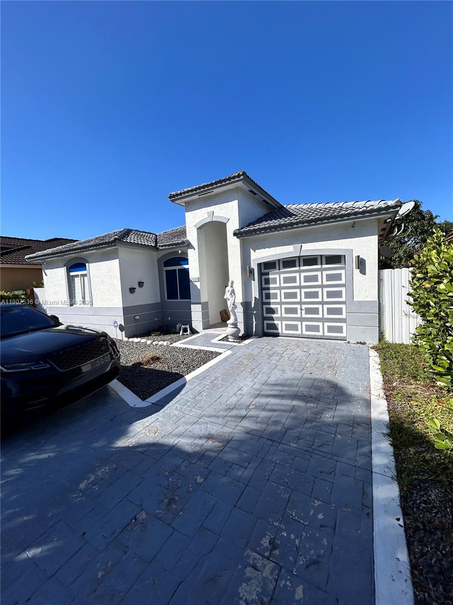 4607 Nw 165th St, Miami Gardens