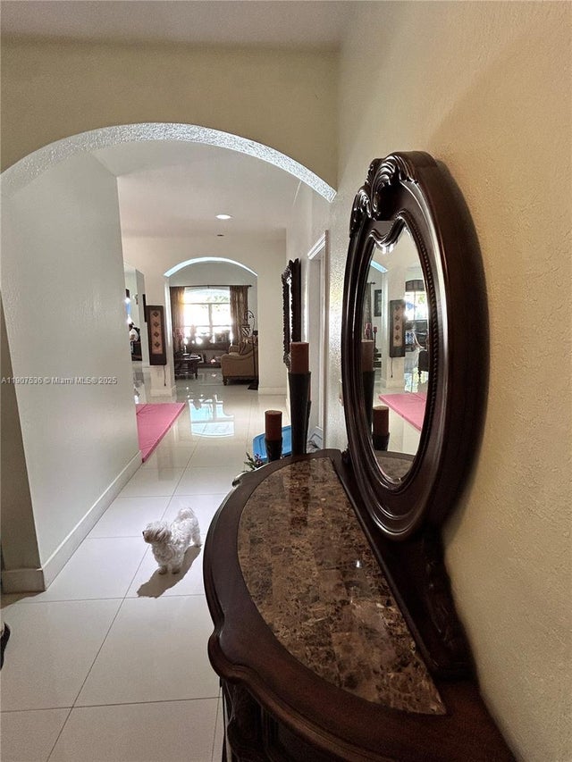 5 of 32 - 4607 Nw 165th St, Miami Gardens, FL