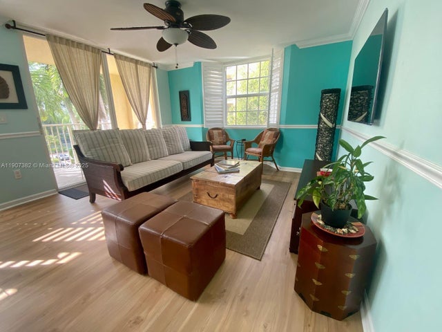 19655 E Country Club Dr 6401, Aventura