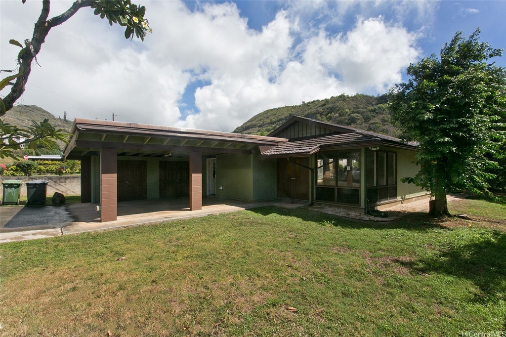 1547 Ala Aolani Street, Honolulu