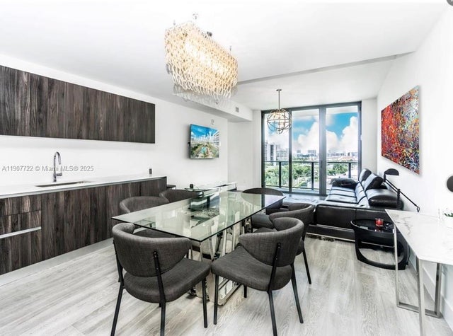 2960 Ne 207th St Apt 912, Aventura