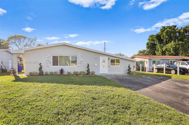 4 of 71 - 1430 N 65th Ave, Hollywood, FL