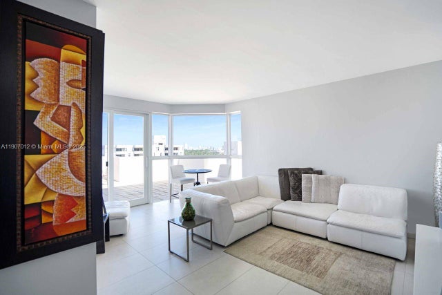 2 of 32 - 1621 Bay Rd Ph1, Miami Beach, FL