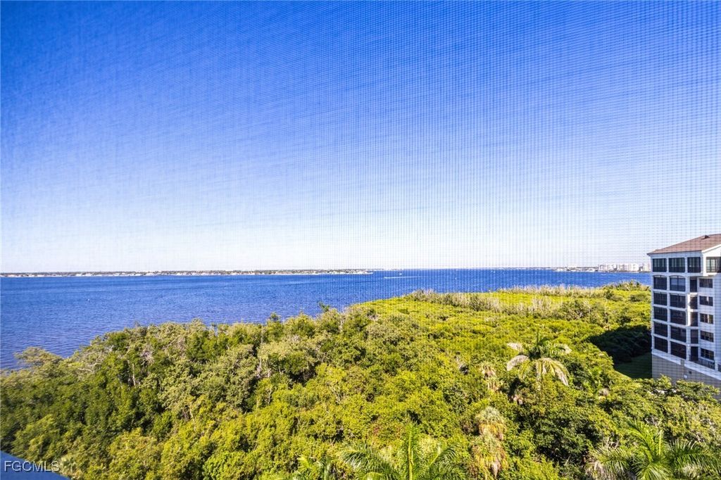 14815 Laguna Dr 702, FORT MYERS