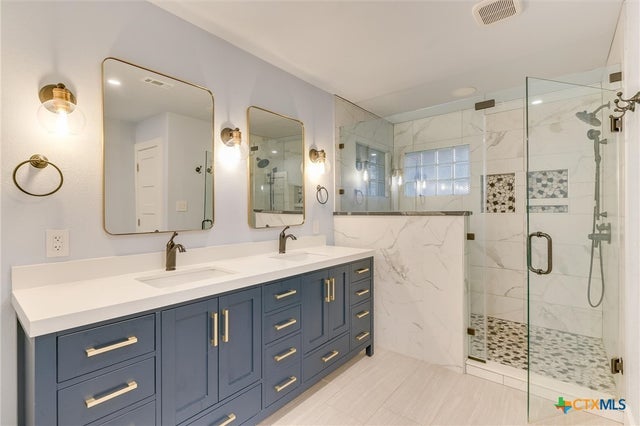 2405 Bahama Road, Austin