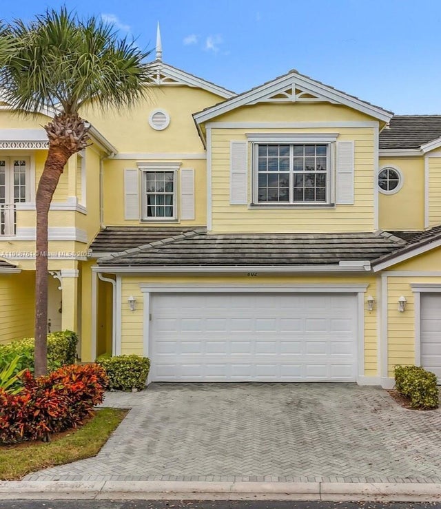 Photo of Listing #A11906761