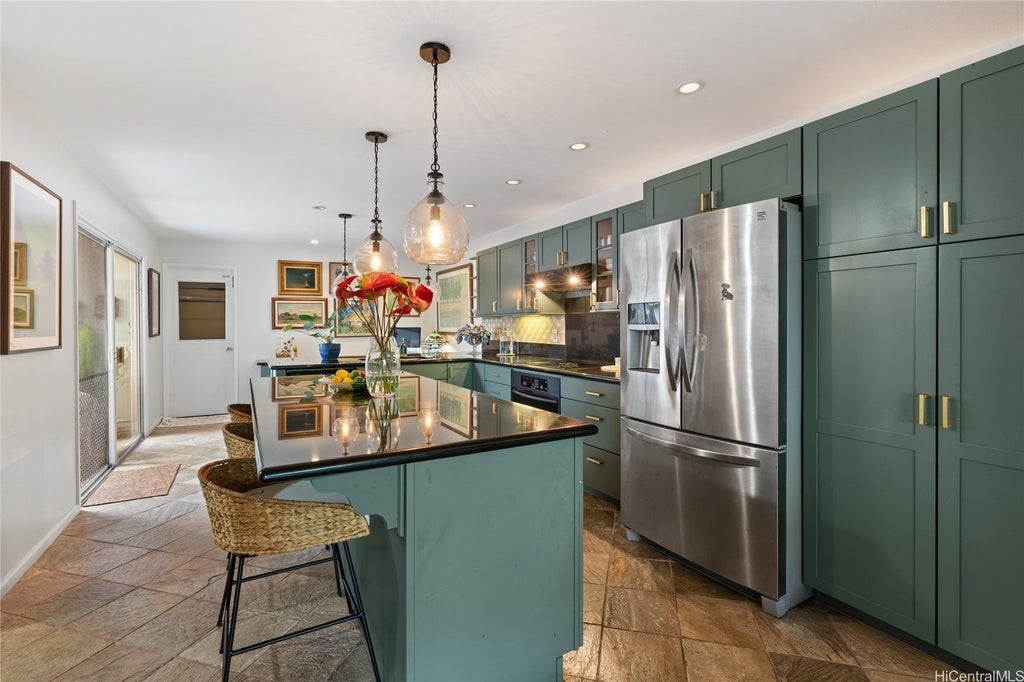 (unit #c) 569 Keolu Drive, Kailua