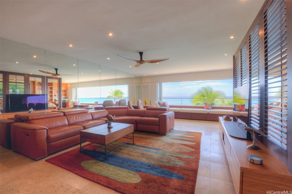 (unit #502) 2895 Kalakaua Avenue, Honolulu