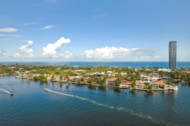 19707 Turnberry Way 20h, Aventura