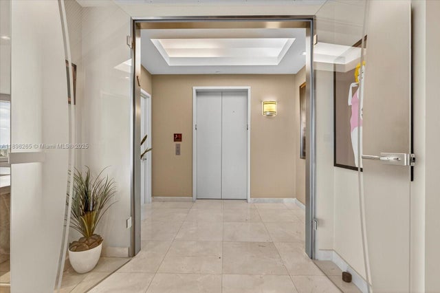 2 of 44 - 21200 Point Pl Ph 1 (2804), Aventura, FL