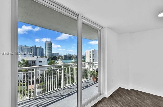 5 of 61 - 1688 West Ave 602, Miami Beach, FL