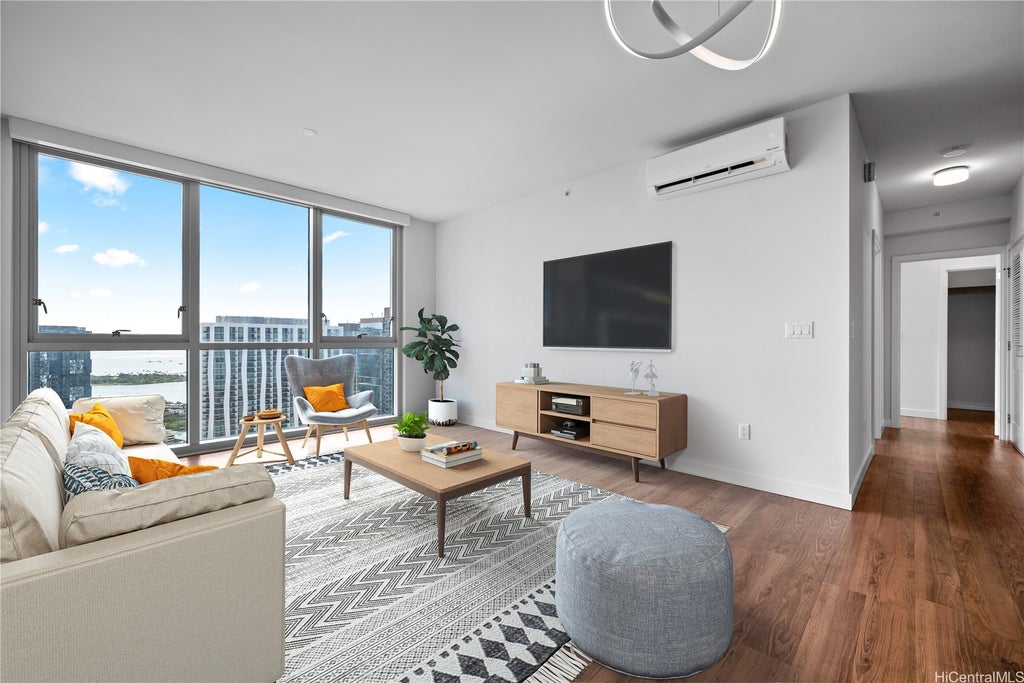 (unit #4208) 988 Halekauwila Street, Honolulu