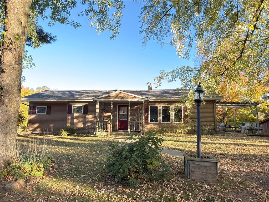 510 Maple Street W, Frederic