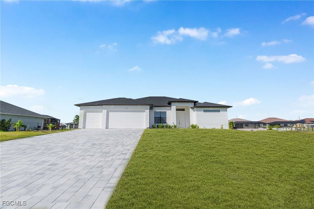 1438 Nw 38th Pl, CAPE CORAL