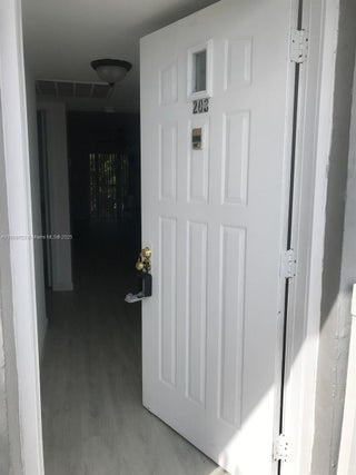 Photo of Listing #A11909753