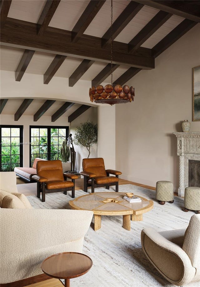 3 of 15 - 4727 N Bay Rd, Miami Beach, FL