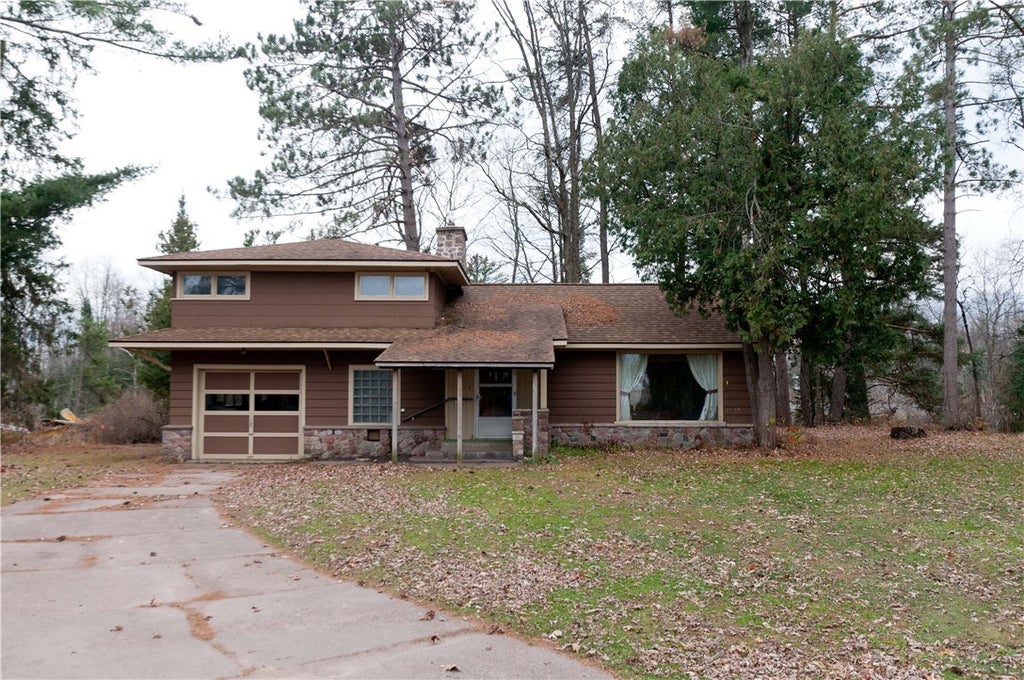 11041 W 1st Street, Exeland