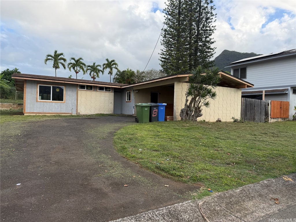 1519 Uluhaku Place, Kailua