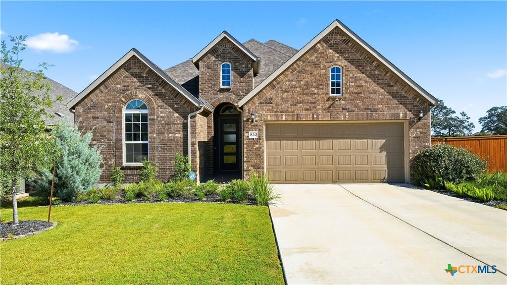 820 Silverberry Drive, New Braunfels