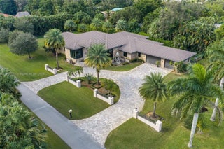 Photo of Listing #A11910774