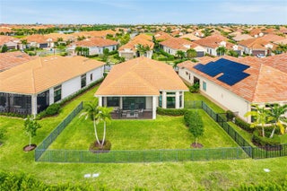 Photo of Listing #A11900688