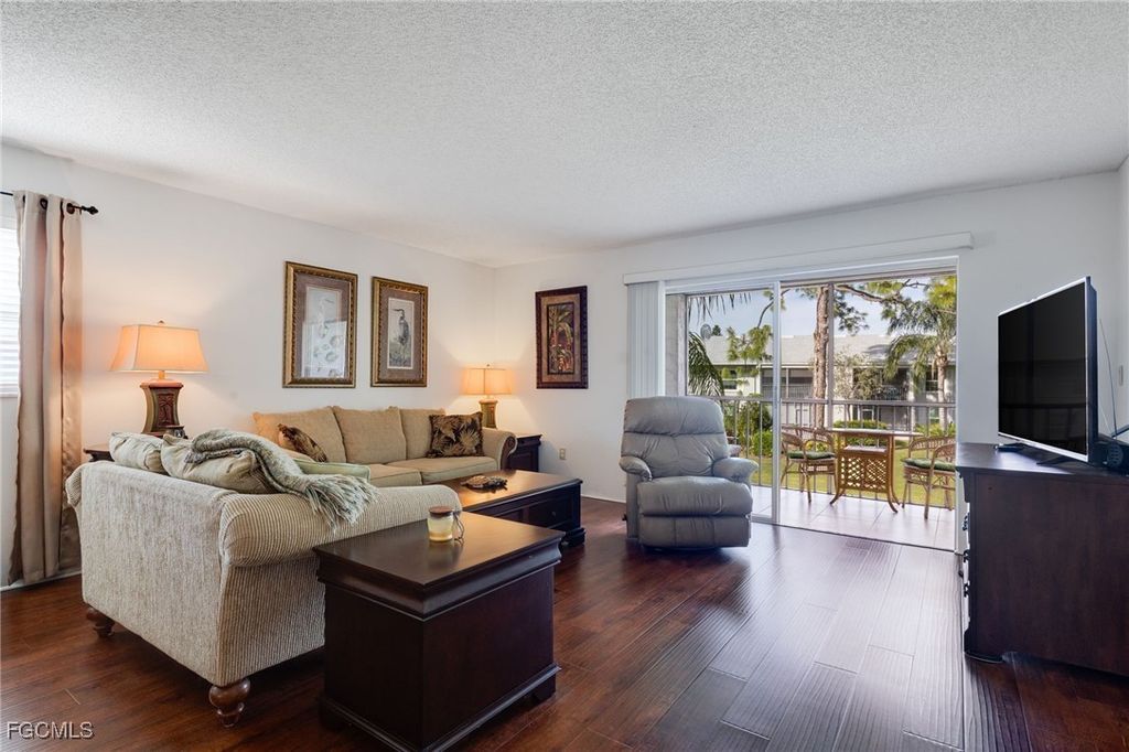 7056 Nantucket Cir 8, NORTH FORT MYERS
