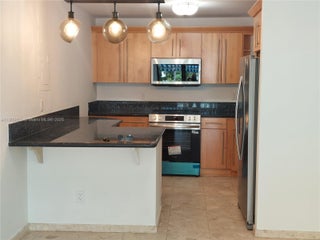 Photo of Listing #A11909821