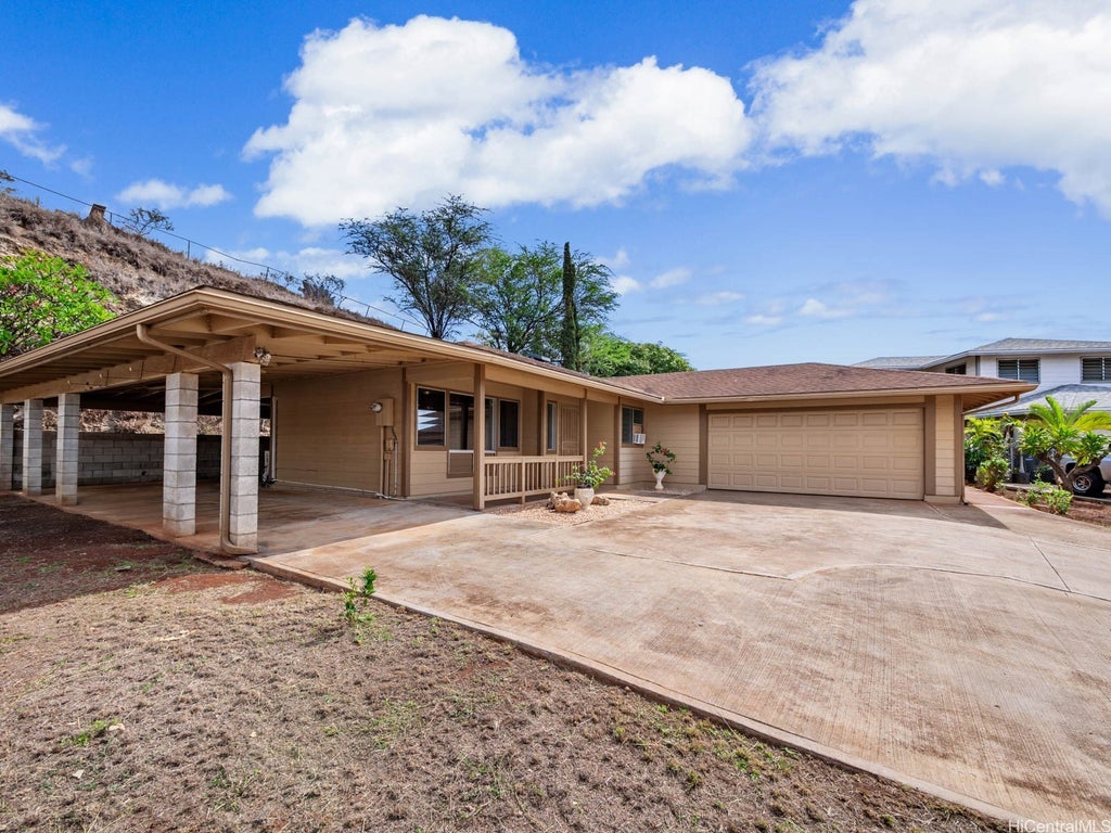 87-415 Waiolu Place, Waianae