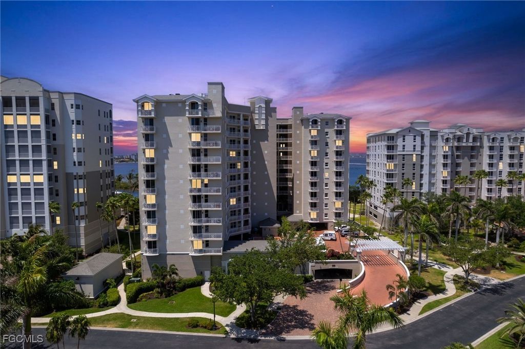 14250 Royal Harbour Ct 318, Fort Myers