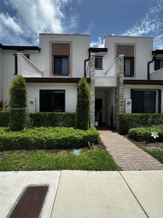 Photo of Listing #A11912270