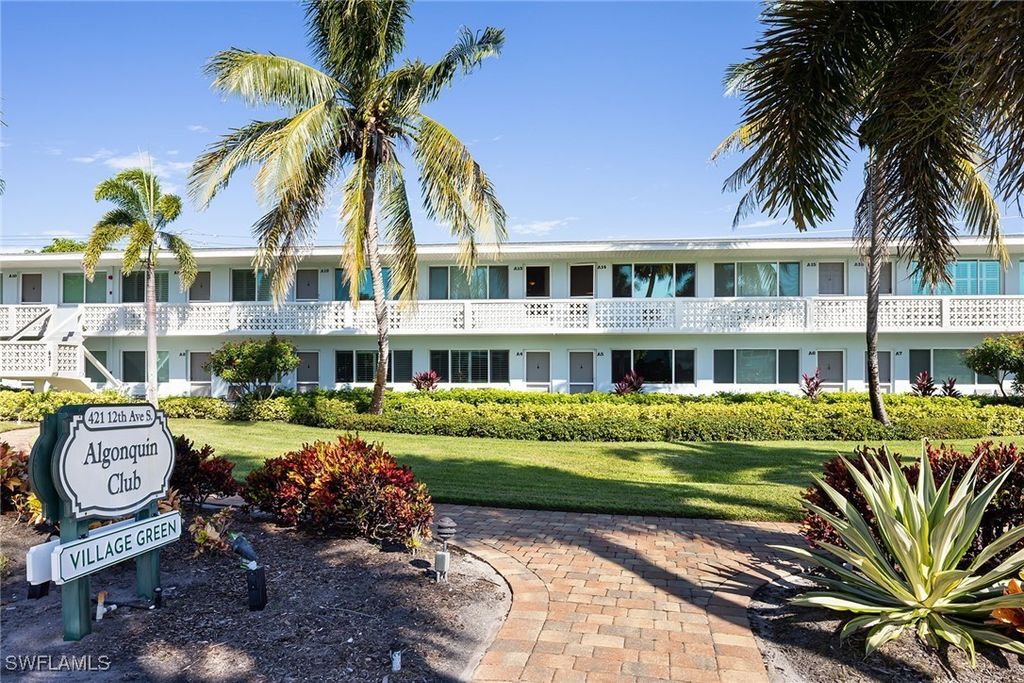 421 12th Ave S A14, Naples