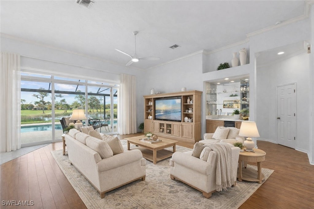 12384 Eagle Ct, Estero