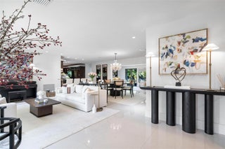 Photo of Listing #A11912819