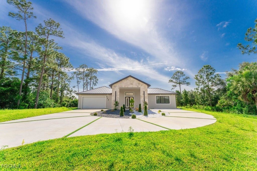 717 Calvin Ave, LEHIGH ACRES