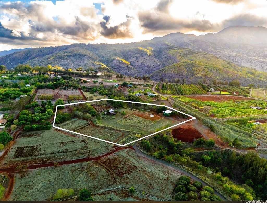 (unit #18) 65-500 Kaukonahua Road, Waialua