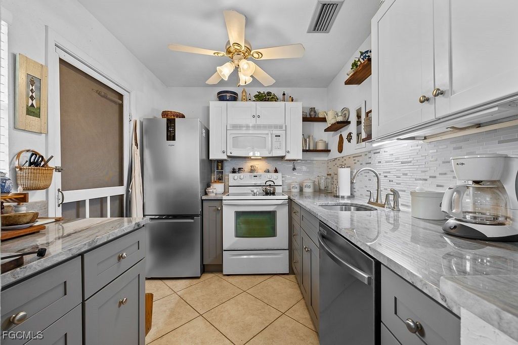 1409 Tropic Ter, NORTH FORT MYERS
