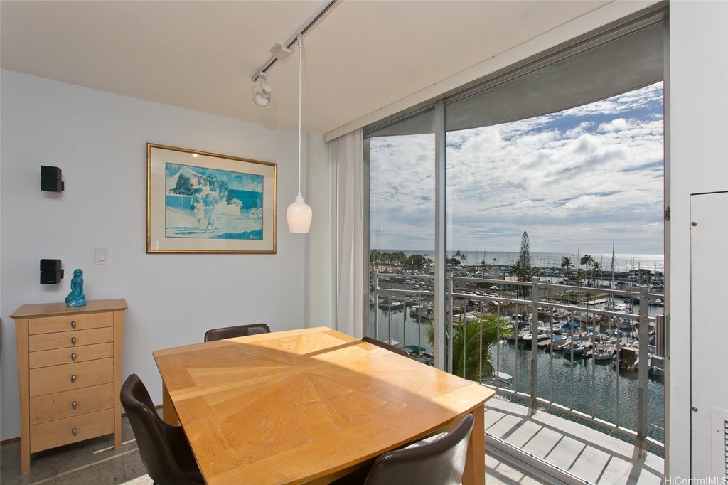 (unit #784) 1765 Ala Moana Boulevard, Honolulu