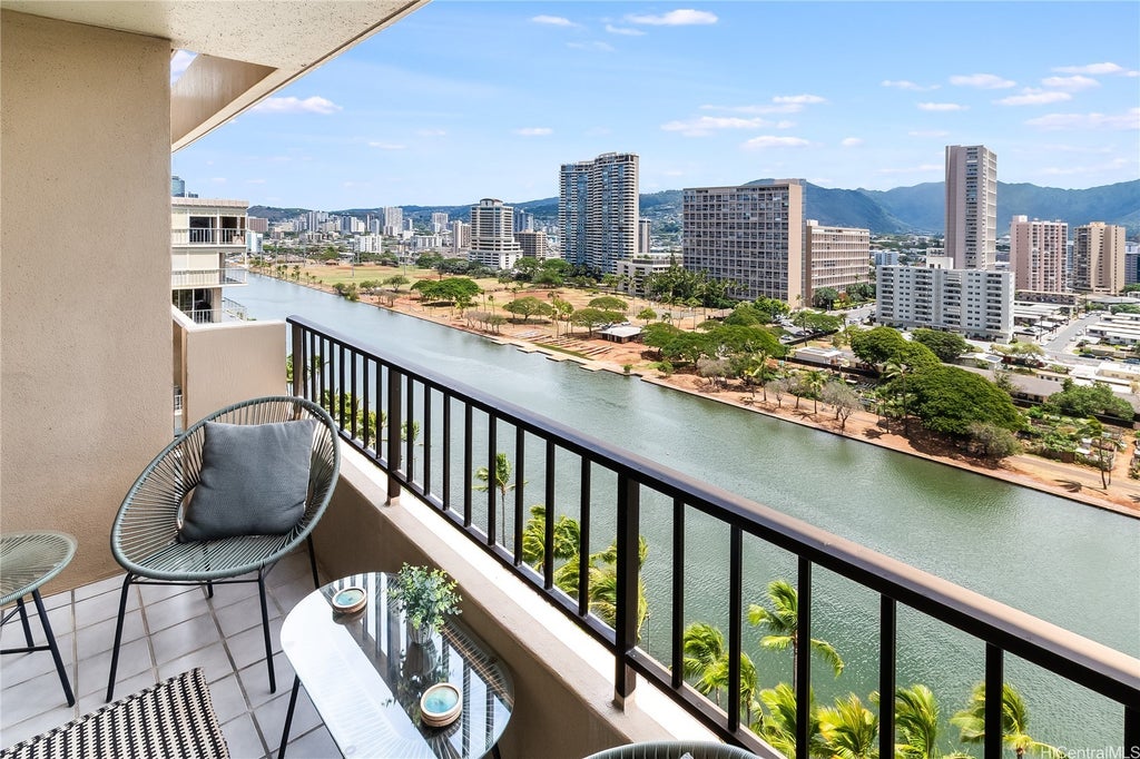 (unit #1702) 2121 Ala Wai Boulevard, Honolulu