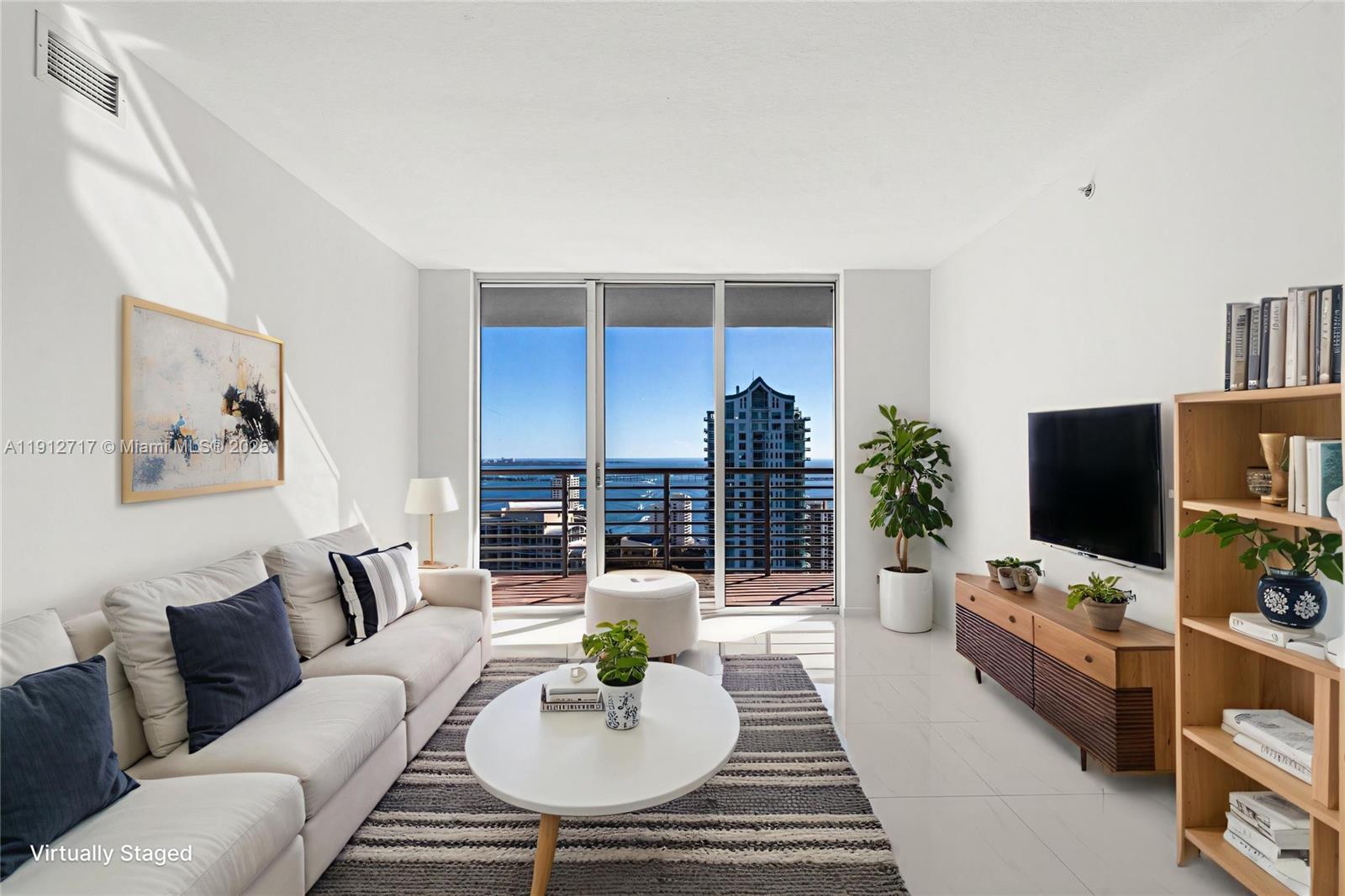 Photo of Listing #A11912717