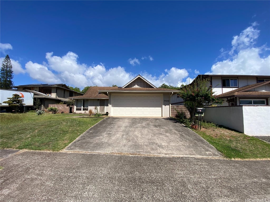 94-30 Mahau Place, Mililani